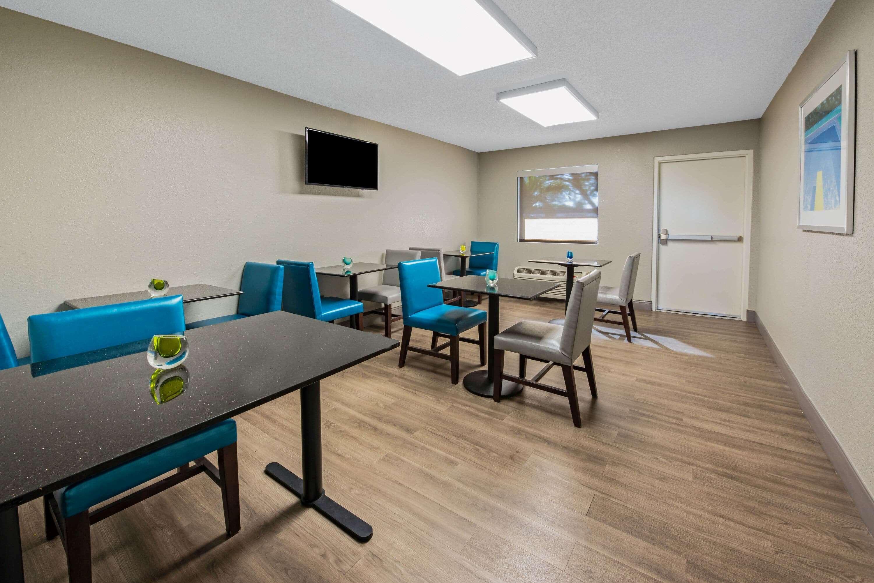 La Quinta Inn By Wyndham West Palm Beach - Florida Turnpike Exterior photo